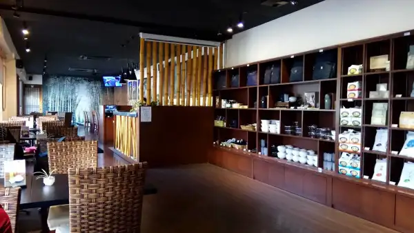 静思书轩(古晋店)Jing-Si Books and Cafe (Kuching)